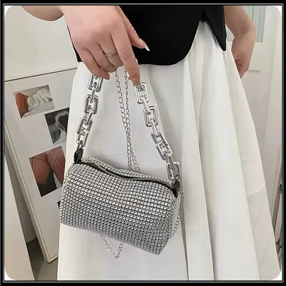 NEW SILVER & BLACK CRYSTAL NETTED MESH CHAIN LINK FORMAL BARREL BAG PURSE